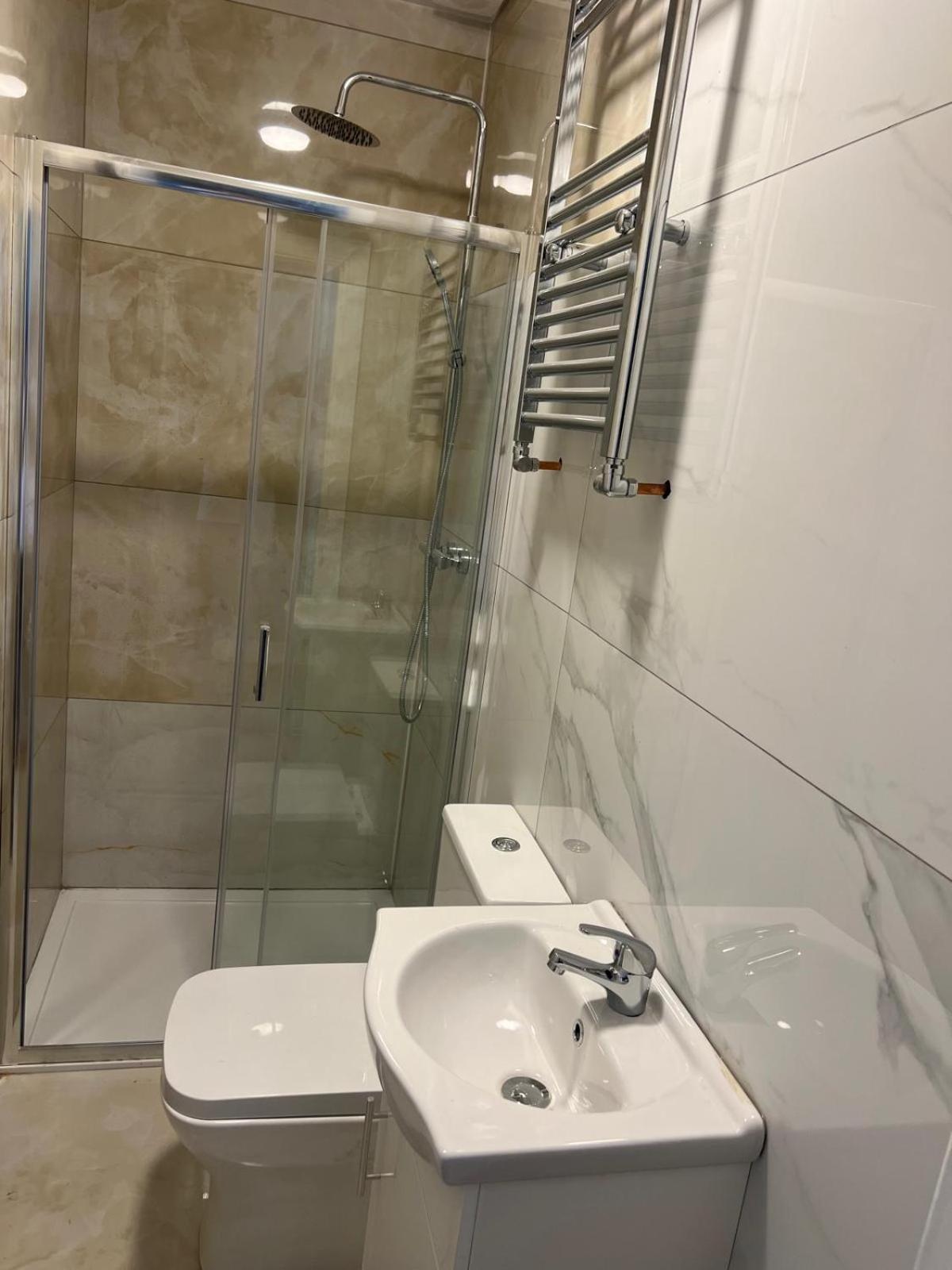Good Priced Single Rooms In Northolt Exteriér fotografie